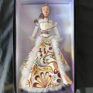 Mattel - Inuit Legend Barbie, New In Box, Limited Edition and Super Rare